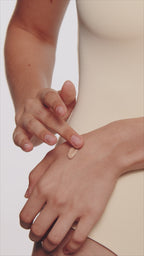 СОНЦЕЗАХИСНИЙ КРЕМ-ІЛЮМІНАТОР NATURAL GLOW SPF30